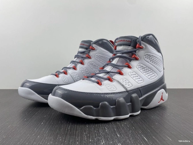 TBK Jordan CT8019-162 Red Fire Air 9 0731